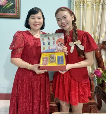 Chị Phan Hoàng Ngọc Châu đánh giá cao Hộp quà Tết