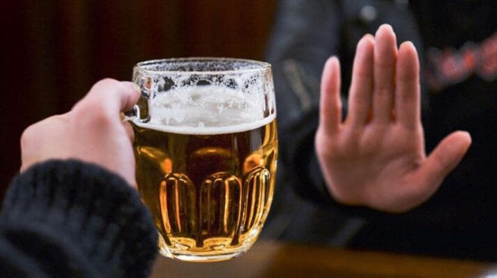 Hãy uống bia rượu có kiểm soát để bảo vệ gan của mình