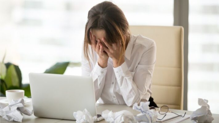 Căng thẳng kéo dài ảnh hưởng thế nào đến tim và mạch máu?