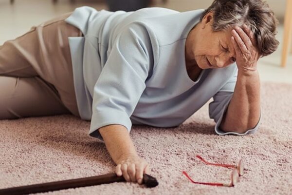 Đột quỵ xảy ra khi dòng máu cung cấp cho não bị gián đoạn, khiến các tế bào não không nhận đủ oxy và dưỡng chất cần thiết