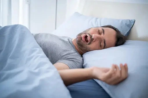 Đột quỵ khi ngủ rất nguy hiểm nhất là với người huyết áp cao