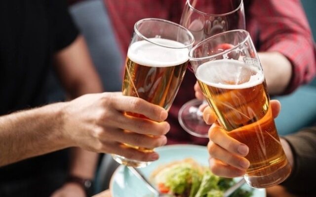 Bia rượu ảnh hưởng thế nào đến gan? Cách giảm tổn hại gan hiệu quả