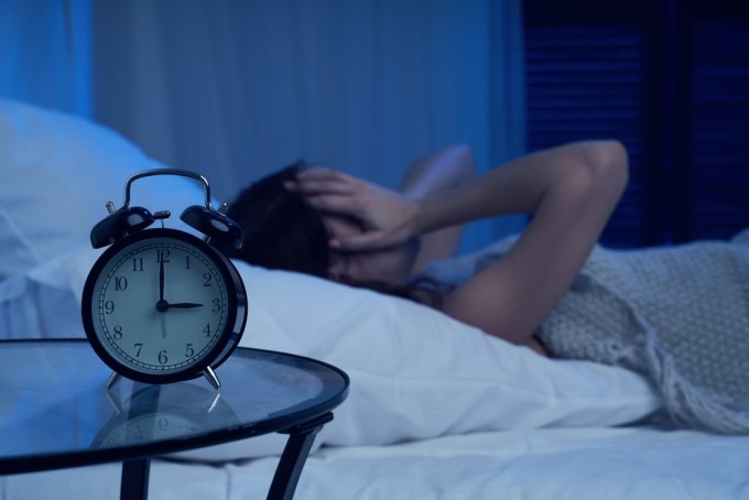 mất ngủ vì đêm dài
